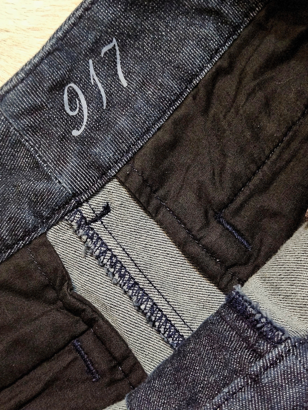 The Limited Dark Indigo Denim Short Shorts Sz 6 - Picture 4 of 5